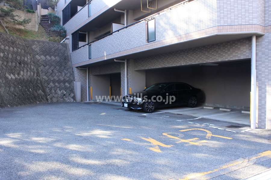 敷地内駐車場（屋内平面式）