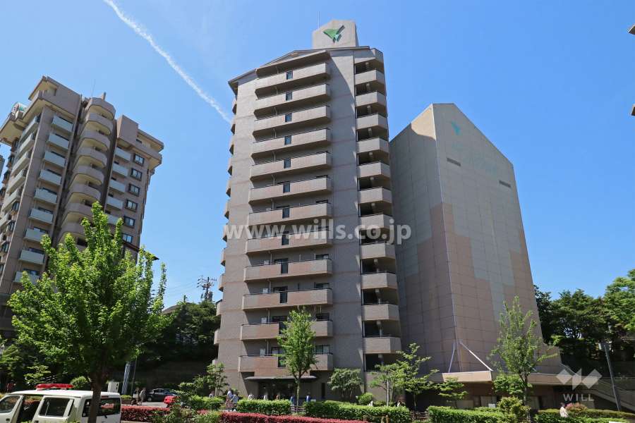 バンベール・グラン山手壱番館の外観（北東側から）