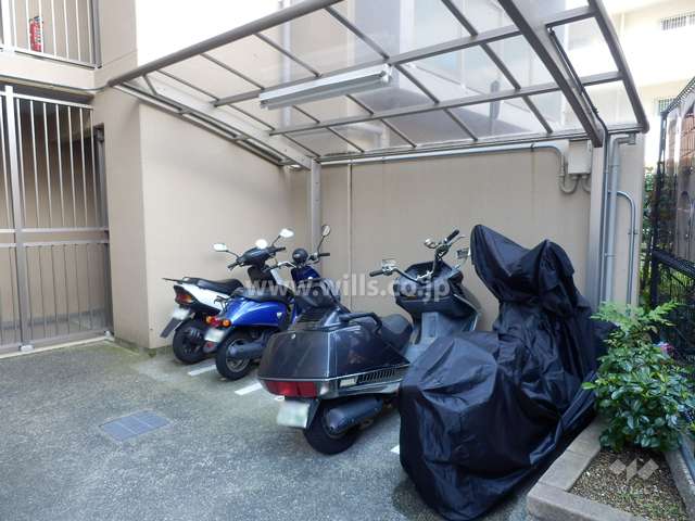 バイク置場