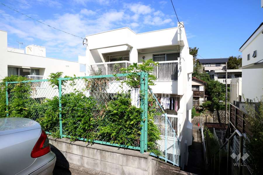 日和住宅の外観（南東側から）２