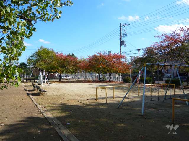 敷地に隣接する高司第4公園