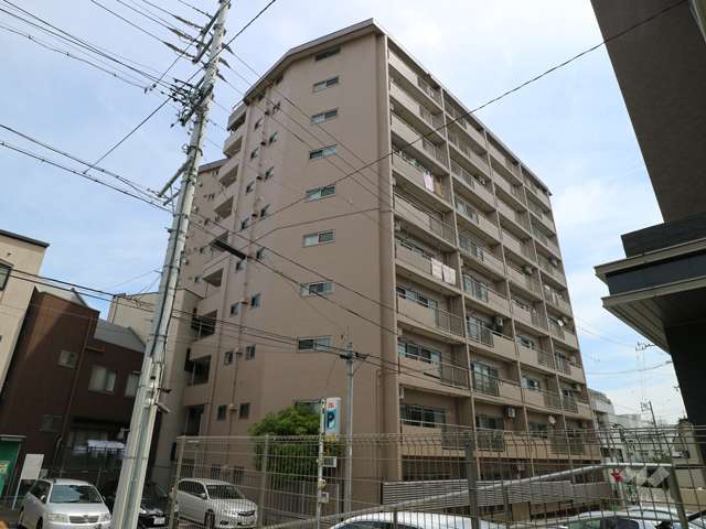 パラシオン覚王山の外観（南西側から）