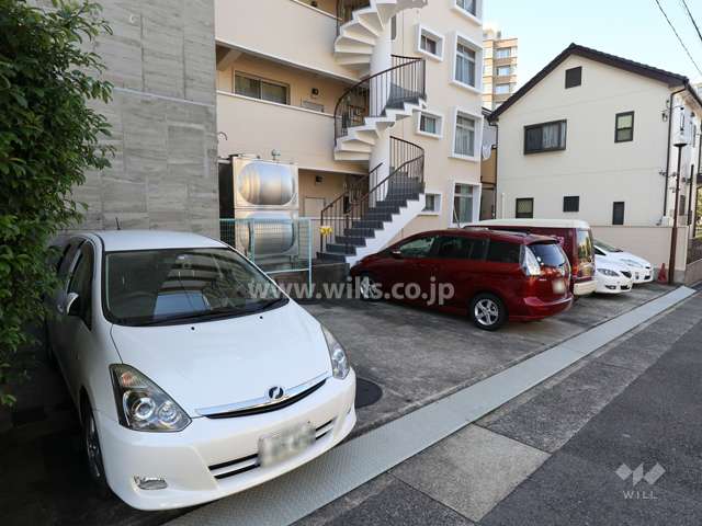 敷地内駐車場(屋外平面式)