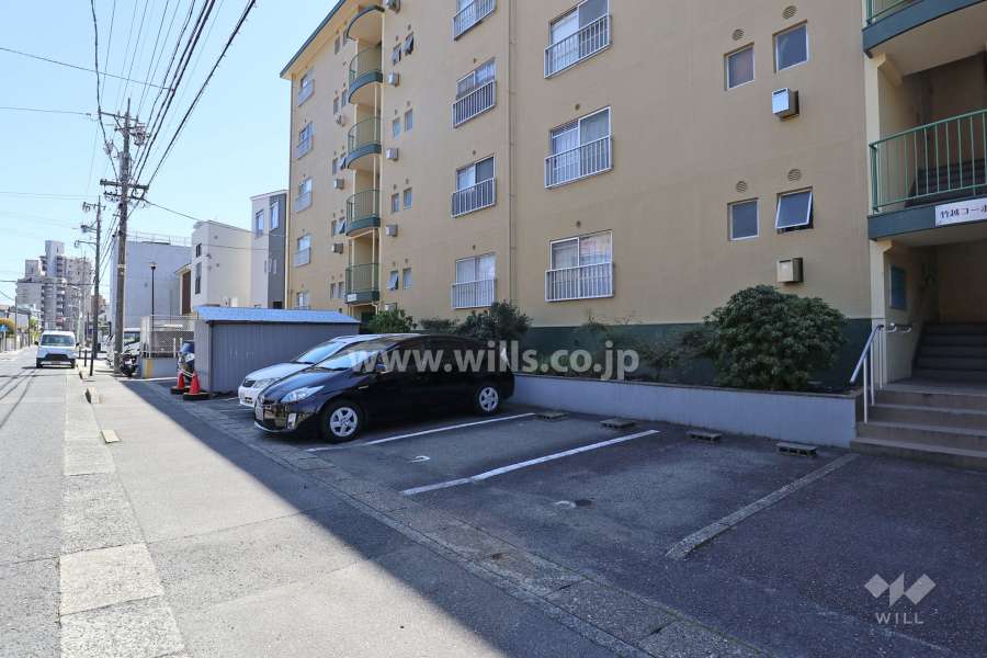 敷地内駐車場（屋外平面式）