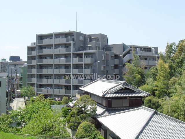 レアルグランデ千里中央の外観（南東側から）