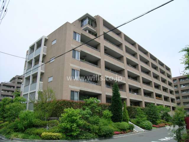 テラス新千里西町の外観