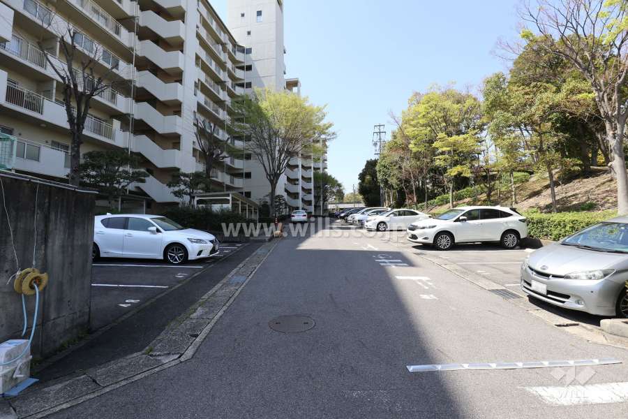 敷地内駐車場（屋外平面式）