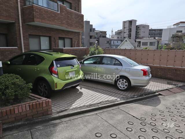 敷地内駐車場(屋外平面式)