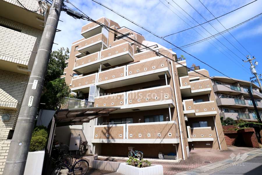 三旺マンション第3本山の外観（南東側から）
