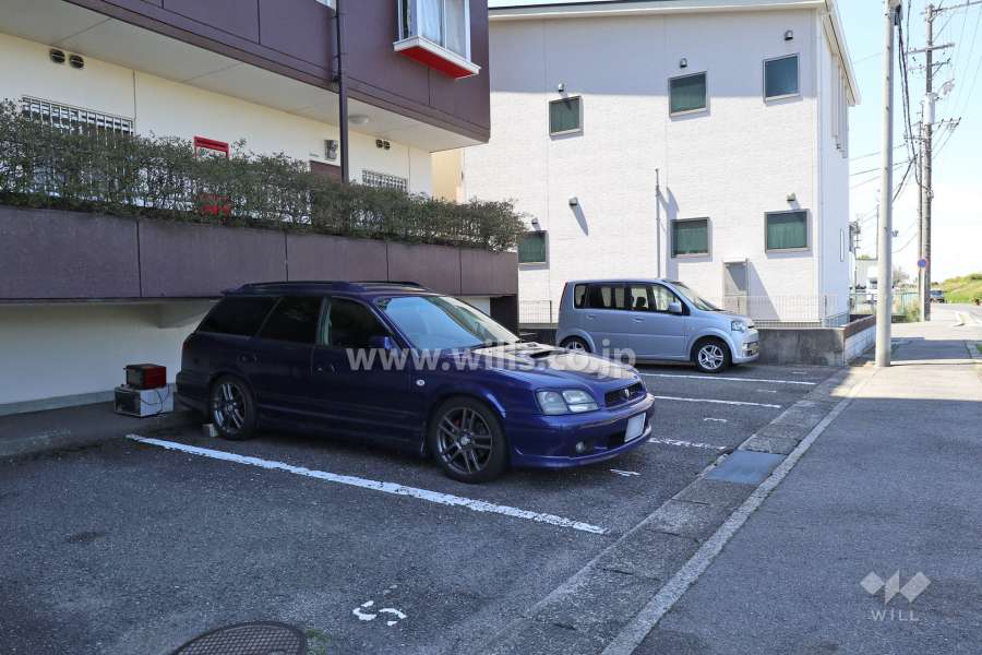 敷地内駐車場（屋外平面式）