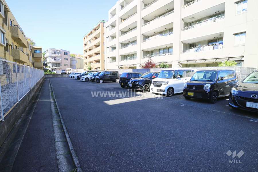 敷地内駐車場（屋外平面式）
