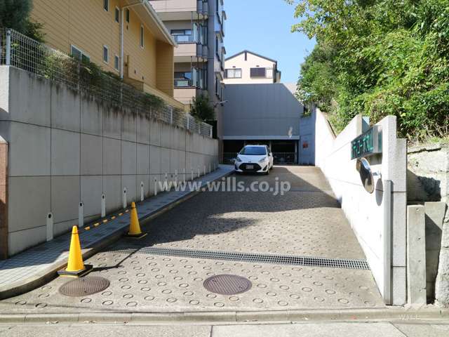 敷地内駐車場