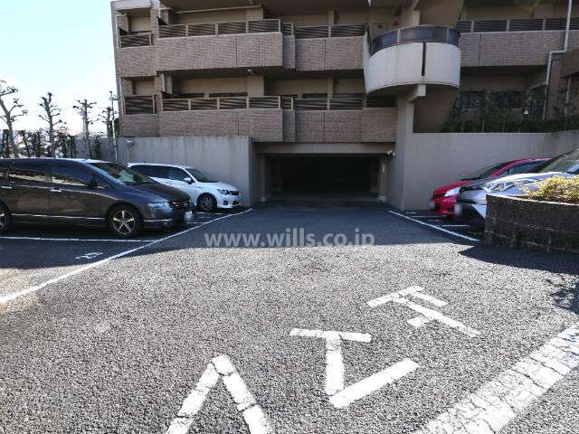 敷地内駐車場(屋外・内平面式)
