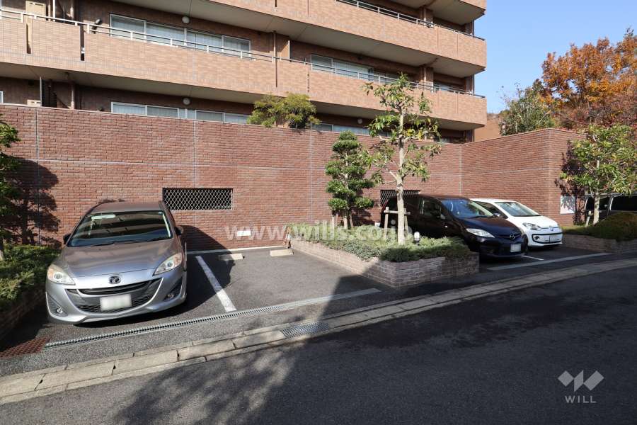 敷地内駐車場（屋外平面式）