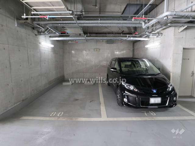 敷地内駐車場（屋内平面式）