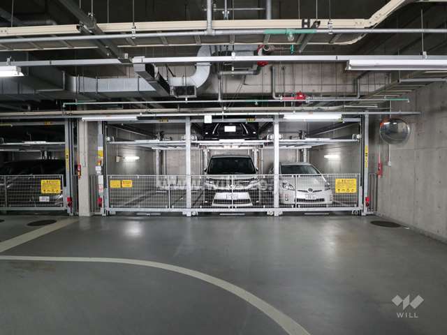 敷地内駐車場（屋内機械式）