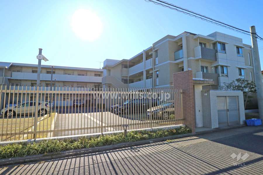 キャッスルニューコート茶屋ヶ坂の外観（北東側から）