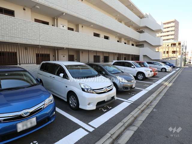 敷地内駐車場(屋外平面式)