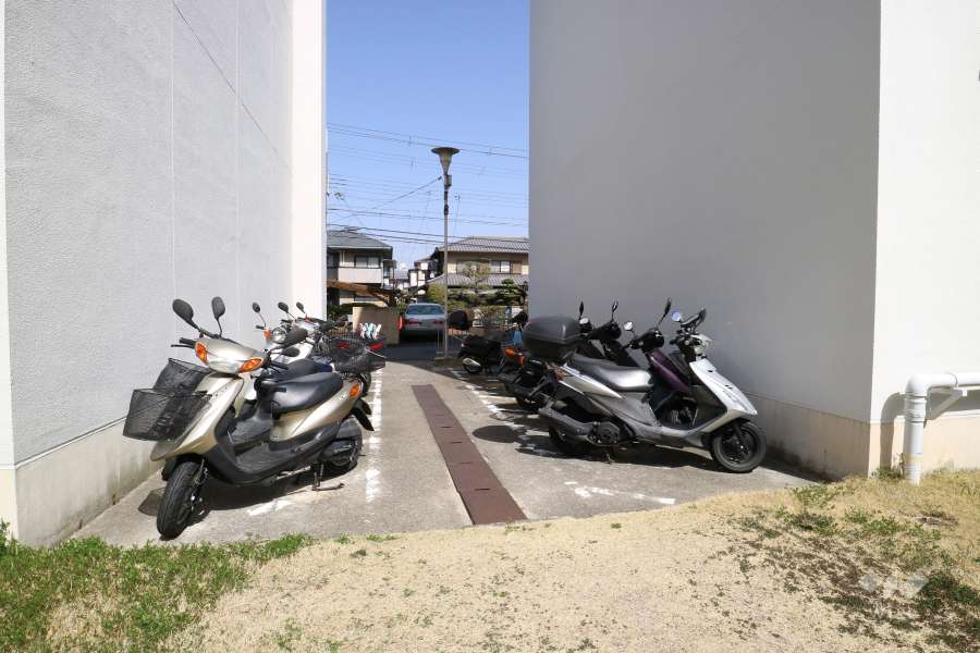 バイク置場