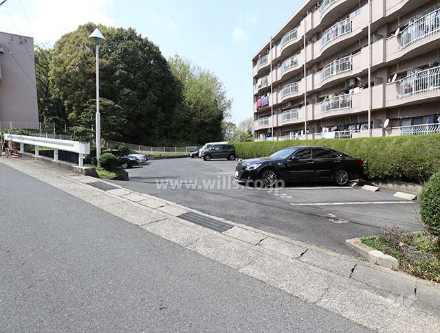 敷地内駐車場（屋外平面式）