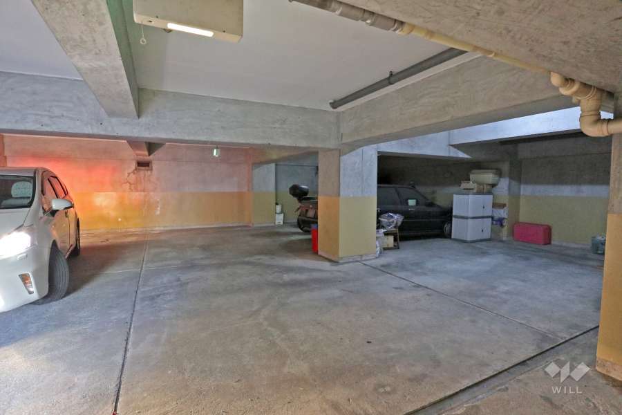 敷地内駐車場（屋内平面式）