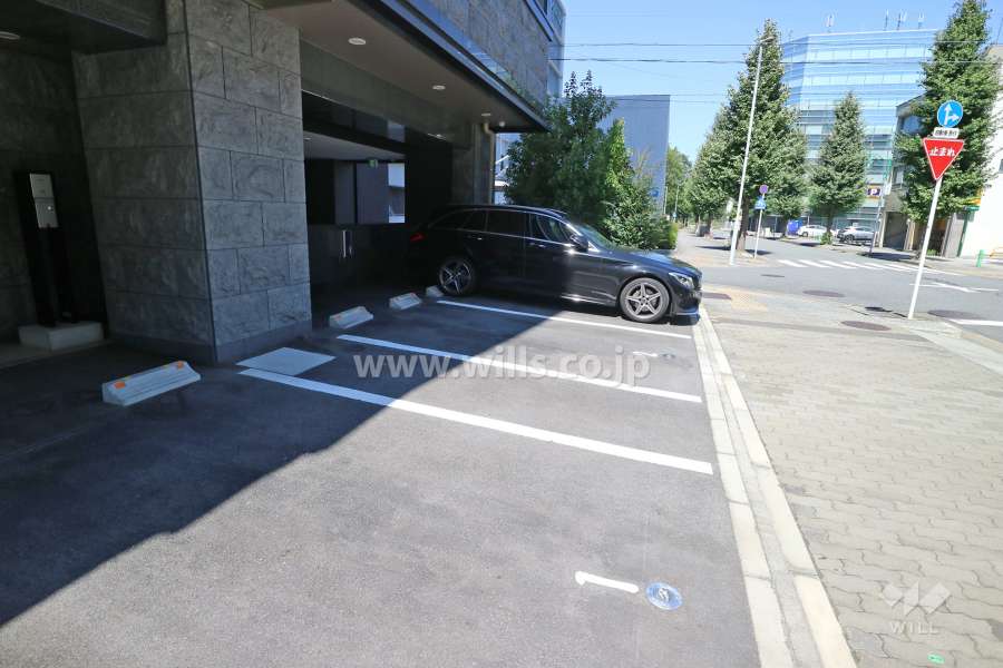 敷地内駐車場(屋外平面式)