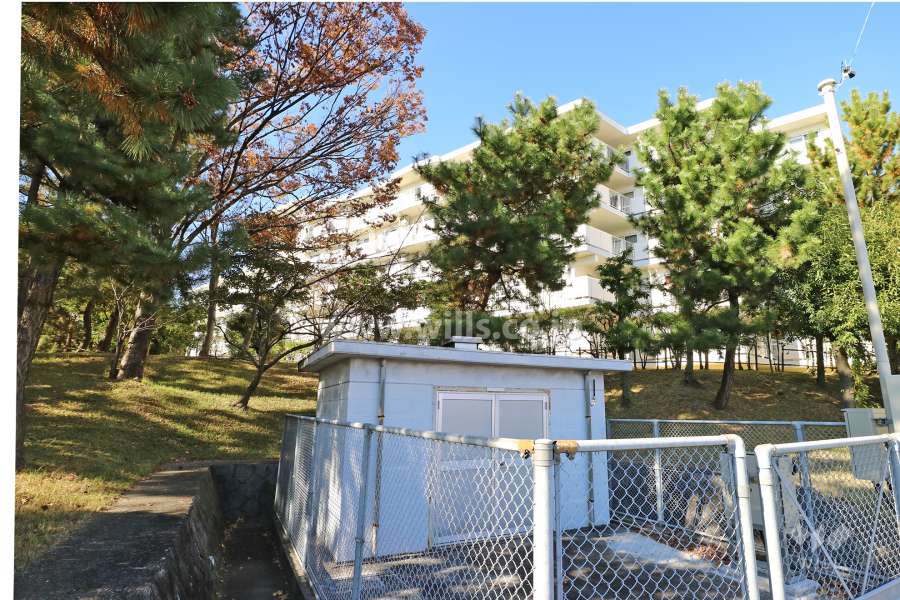 千代が丘団地112号棟の外観（南東側から）