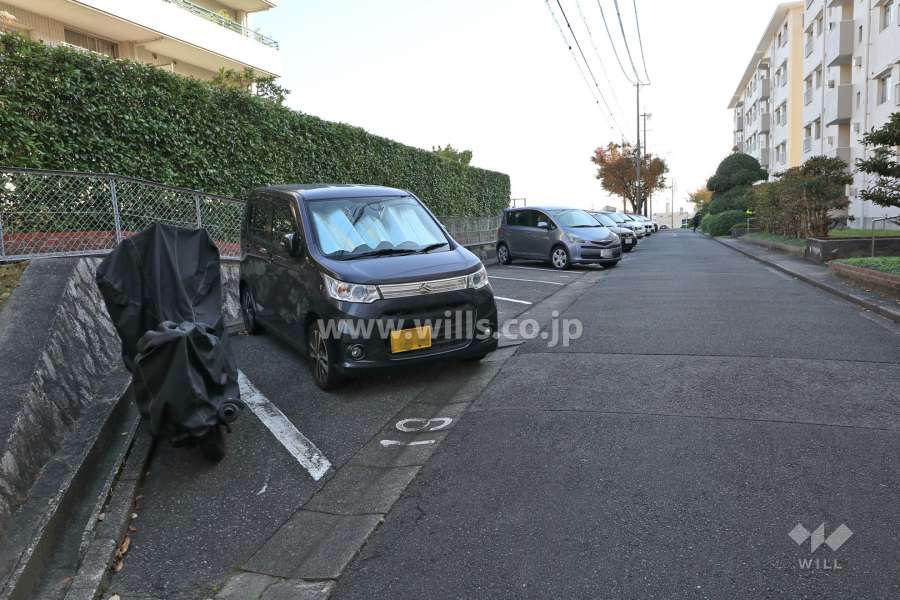 敷地内駐車場(屋外平面式)