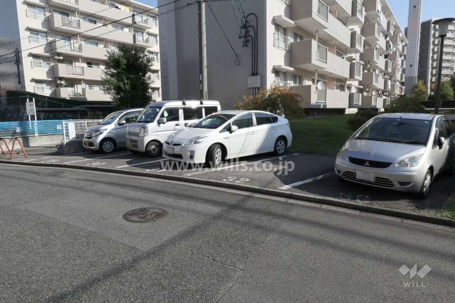 敷地内駐車場(屋外平面式)