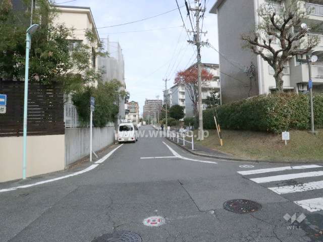 敷地の前面道路