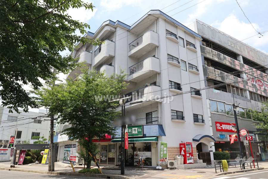 コボリマンション藤ヶ丘の外観（南東側から）