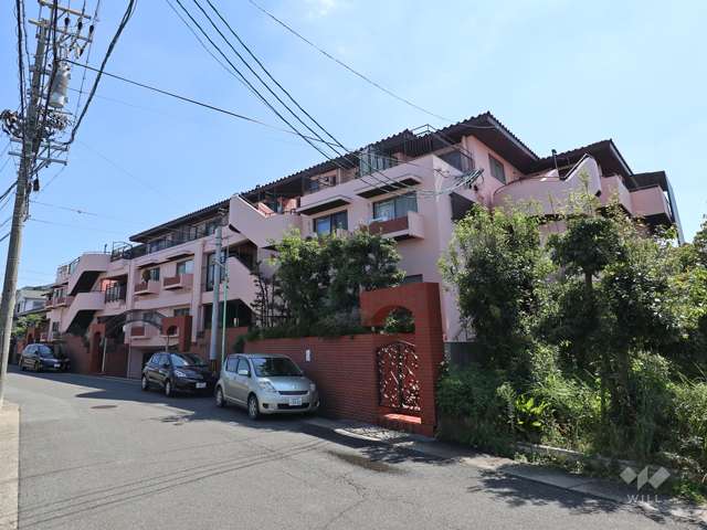 廻間公園南マンションの外観（北西側から）