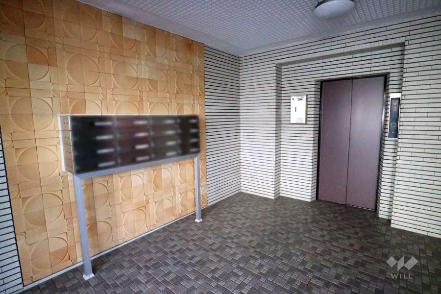 共用のエレベーター