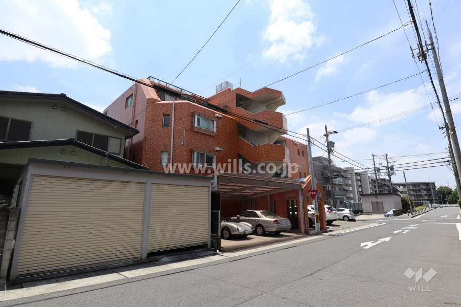 赤坂マンション藤ヶ丘の外観（北東側から）