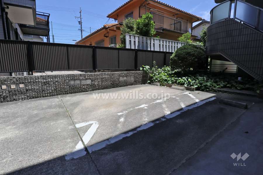 敷地内駐車場（屋外平面式）