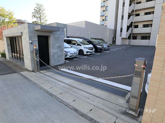 駐車場出入り口(ゲート式)