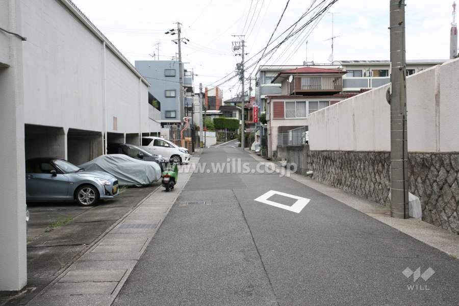 敷地の前面道路