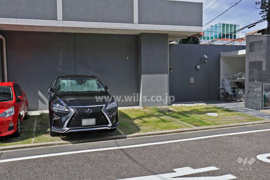 敷地内駐車場（屋外平面式）