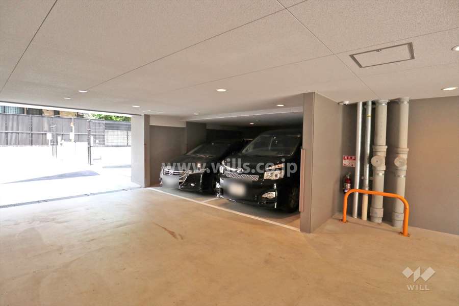 敷地内駐車場（屋内平面式）