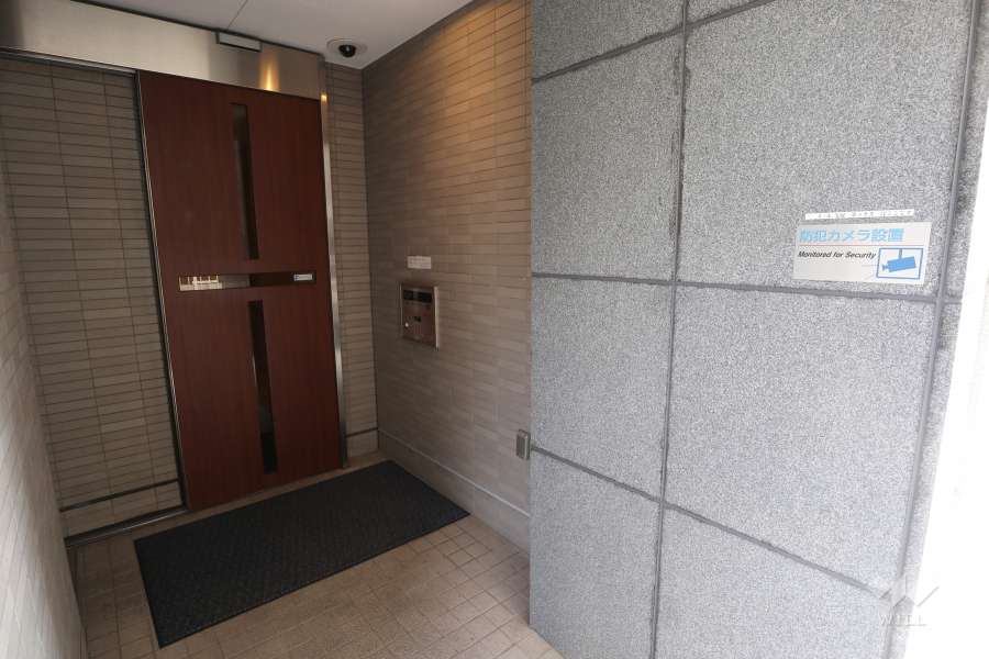 サブエントランス