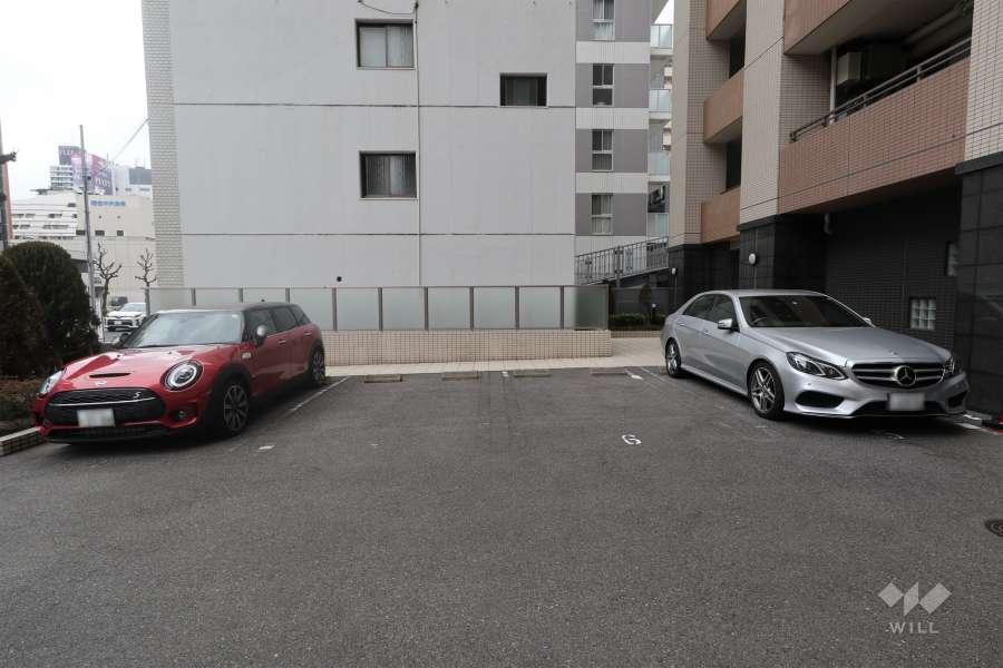 敷地内駐車場（屋外平面式）