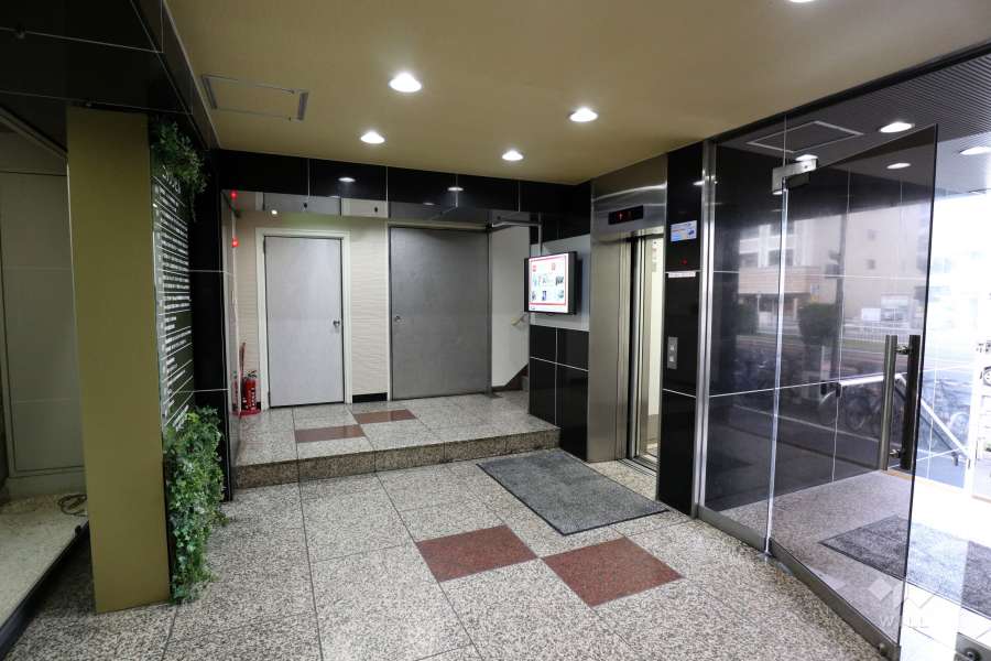 エントランスホール