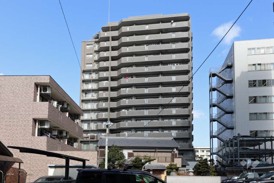 グリーンシティ葵の外観（南側から）