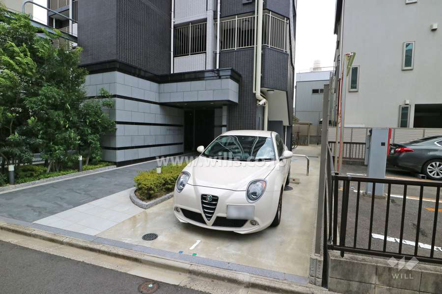 敷地内駐車場（屋外平面式）
