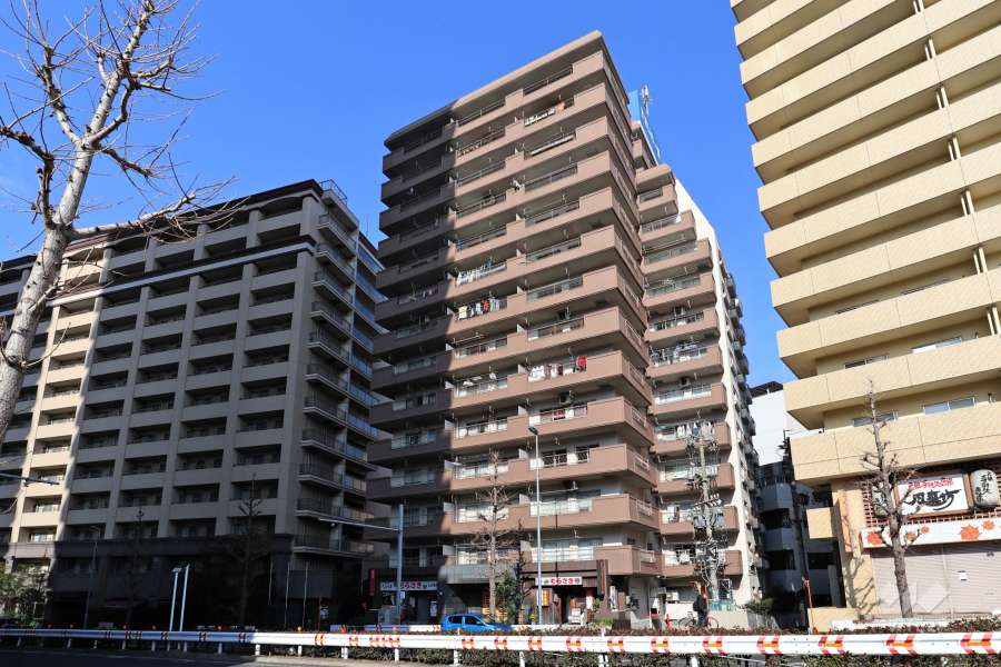 ニューコーポ千種橋の外観（南東側から）