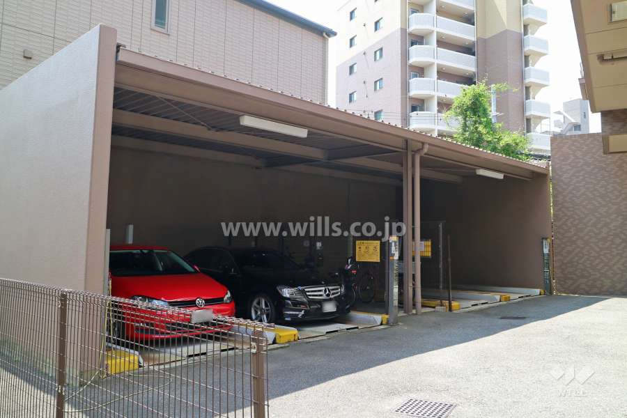 敷地内駐車場（屋内機械式）