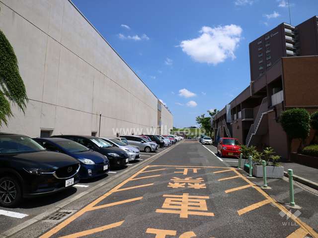 敷地内駐車場（屋外平面式）