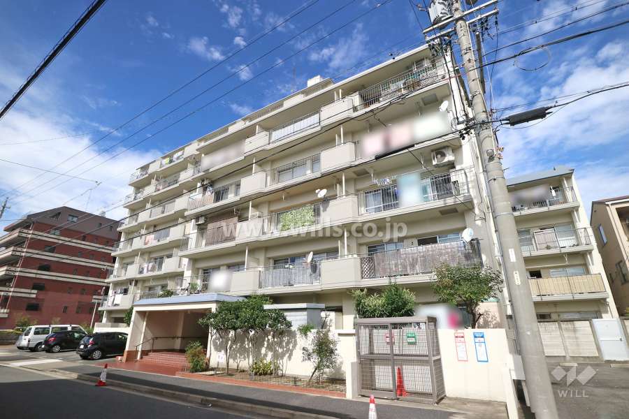 星和新出来コーポラスの外観（南東側から）