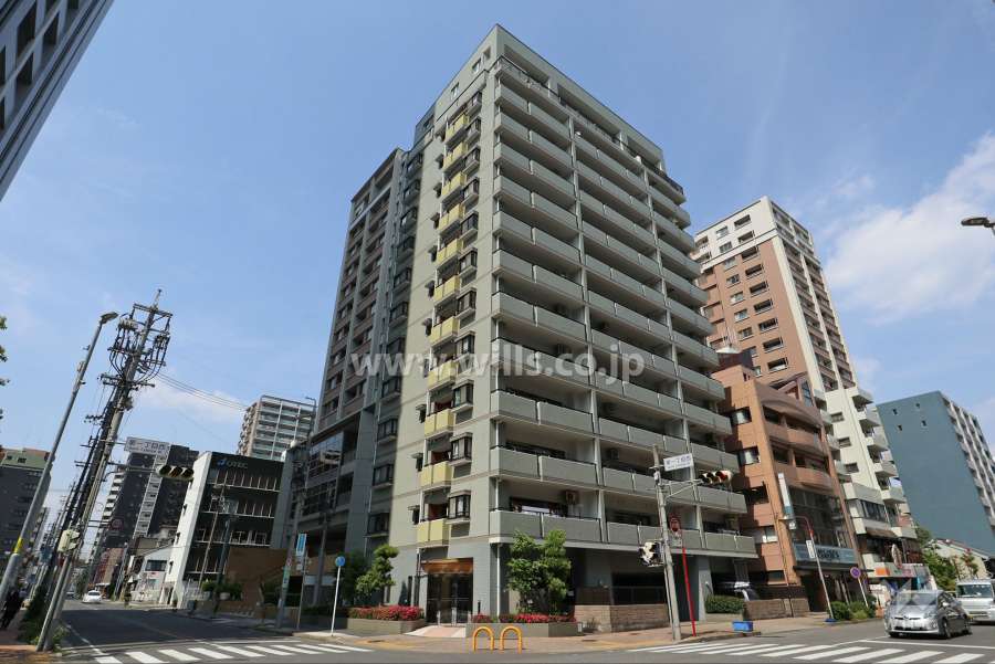 ローレルコート久屋の外観（南西側から）