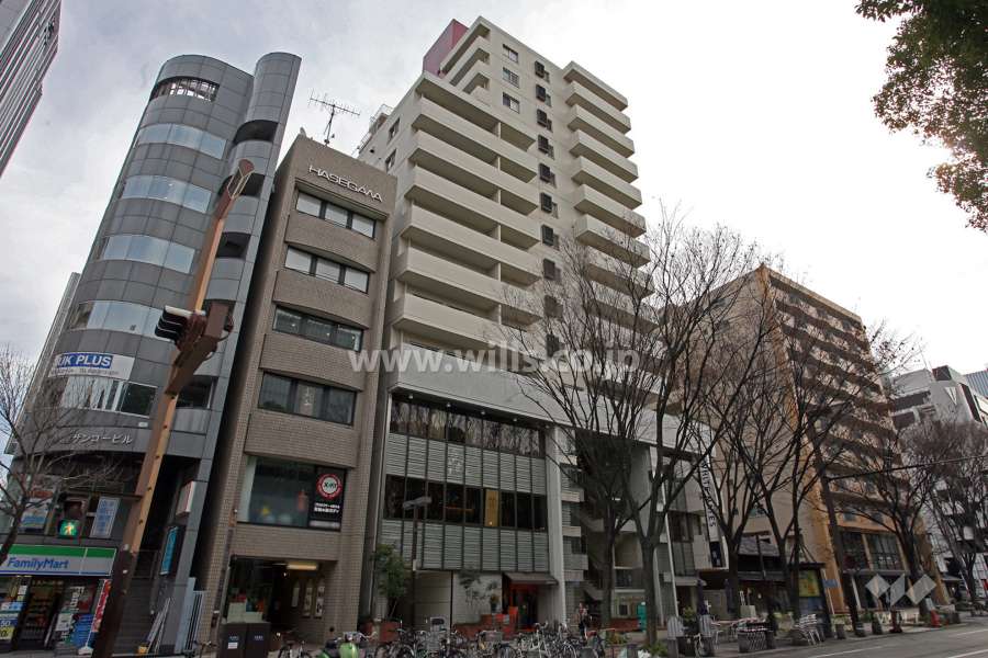 イトーピア久屋マンションの外観（北西側から）